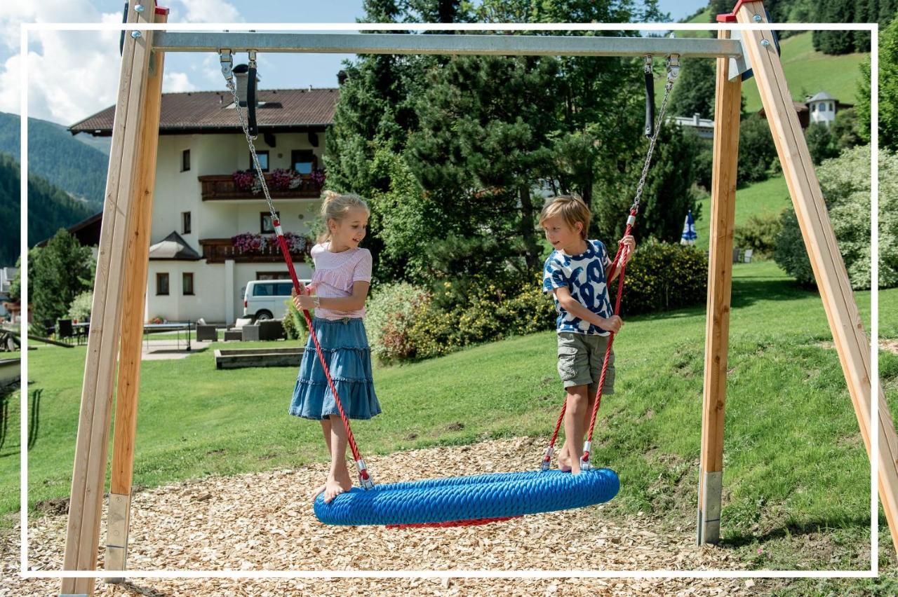Tyrol Mountain Aparts - Urlaubsresort Hafele St Jakob in Defereggen Eksteriør billede